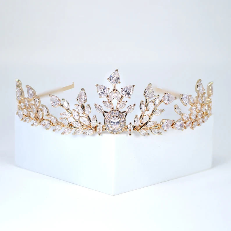 Design Zircon And Diamonds Solid Brass Crown